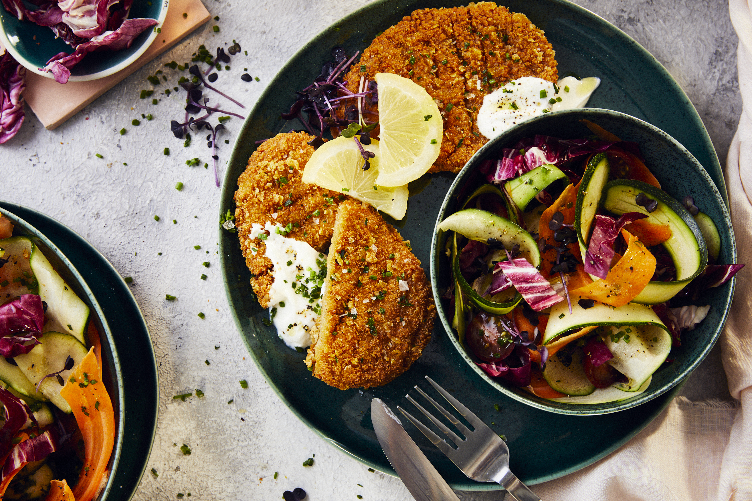 endori H2 Schnitzel mit Zuccini Salat 3050